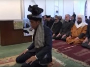 Viral Video Presiden Jokowi Imami Salat Presiden Afghanistan, Warganet Heboh