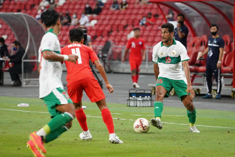 Indonesia Vs Singapura. (Foto: bolaskor)