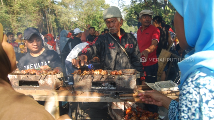 Keseruan Wong Solo Saat Nyate Bersama di CFD