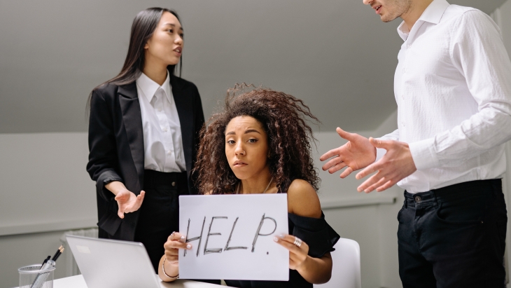 5 Tips Atasi Social Anxiety