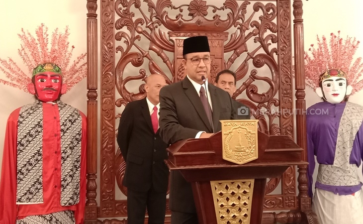  Anies Akui Banyak Tanggul yang Sudah Retak Imbas Banjir Awal Tahun