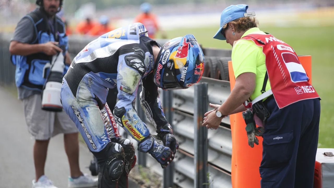Kurang Puas Menangi MotoGP Belanda 2025, Marc Marquez: Rival Terdekat Saya Terjatuh dan Cedera