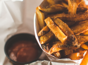 Resep Sizzler Potato Skins, Cuma Butuh 3 Bahan