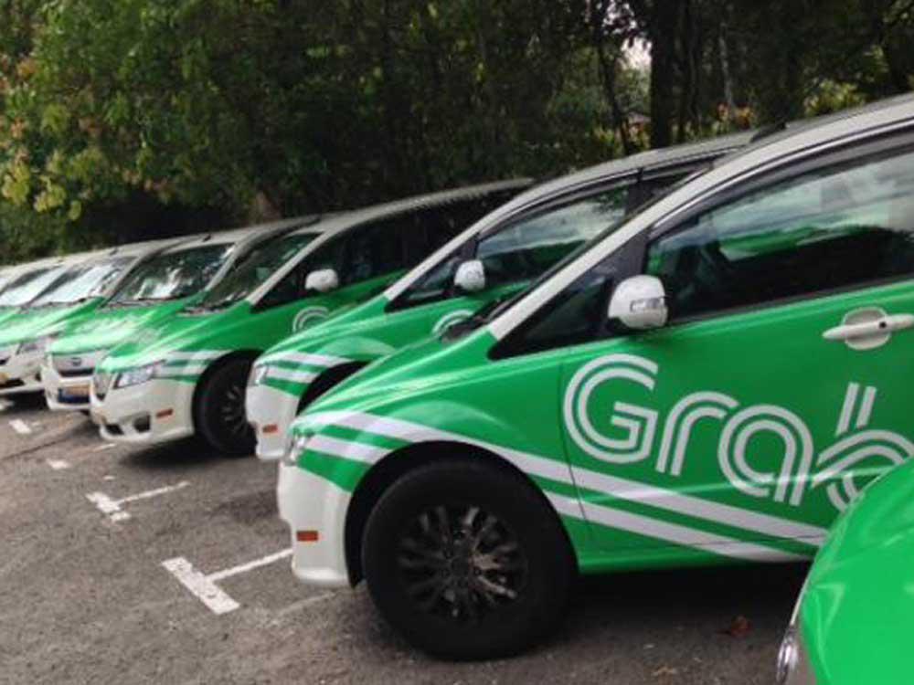 DPRD DKI Setuju Taksi Online Bebas Ganjil Genap