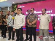 Menko Cak Imin Koordinasikan Bantuan Masker dan Air Bersih Bagi Warga Terdampak Karhutla