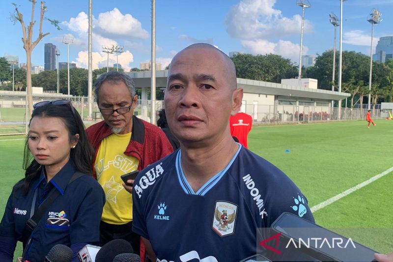 Aston Villa Main di GBK 1 Agustus, Si Kurus Kurniawan Ditunjuk Latih Indonesia All Stars 