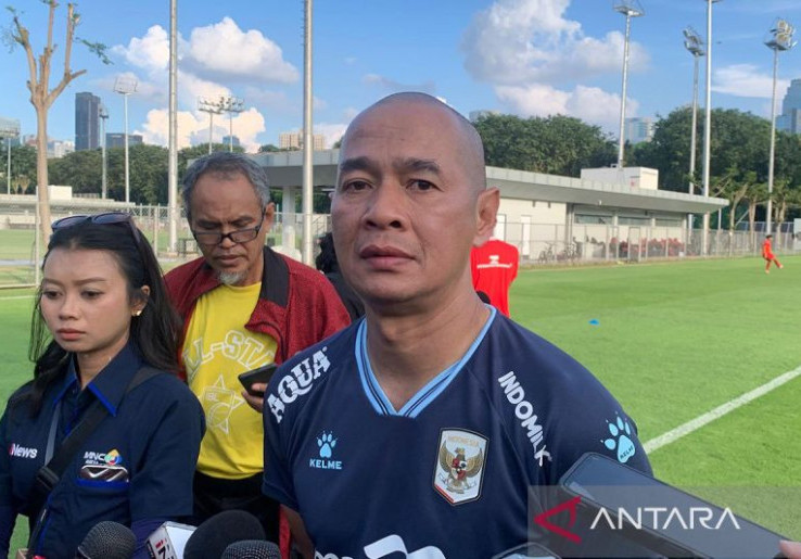 Aston Villa Main di GBK 1 Agustus, Si Kurus Kurniawan Ditunjuk Latih Indonesia All Stars 