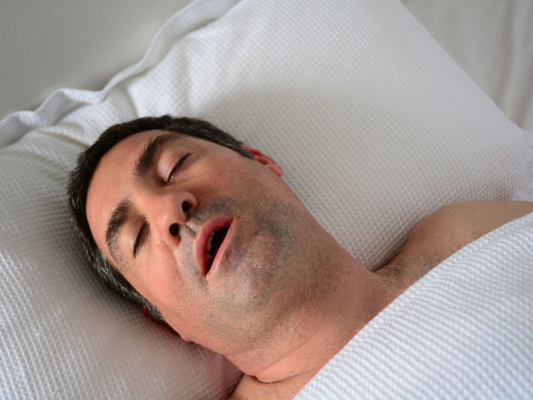 Ada banyak penyebab mengapa merokok mengganggu siklus tidur (Foto: Pixabay/Boldsky)