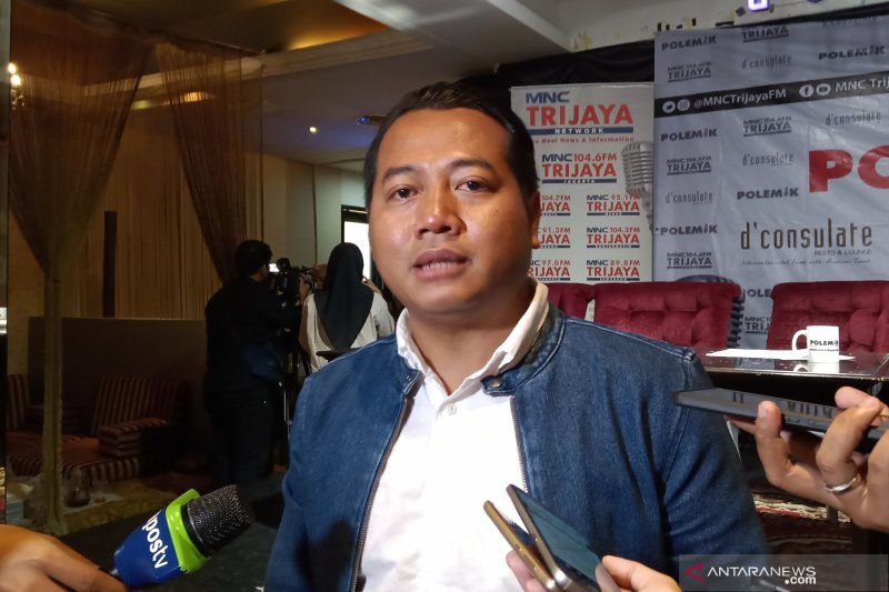Pengamat politik sekaligus Direktur Eksekutif Parameter Politik Indonesia Adi Prayitno. ANTARA/Fathur Rochman.