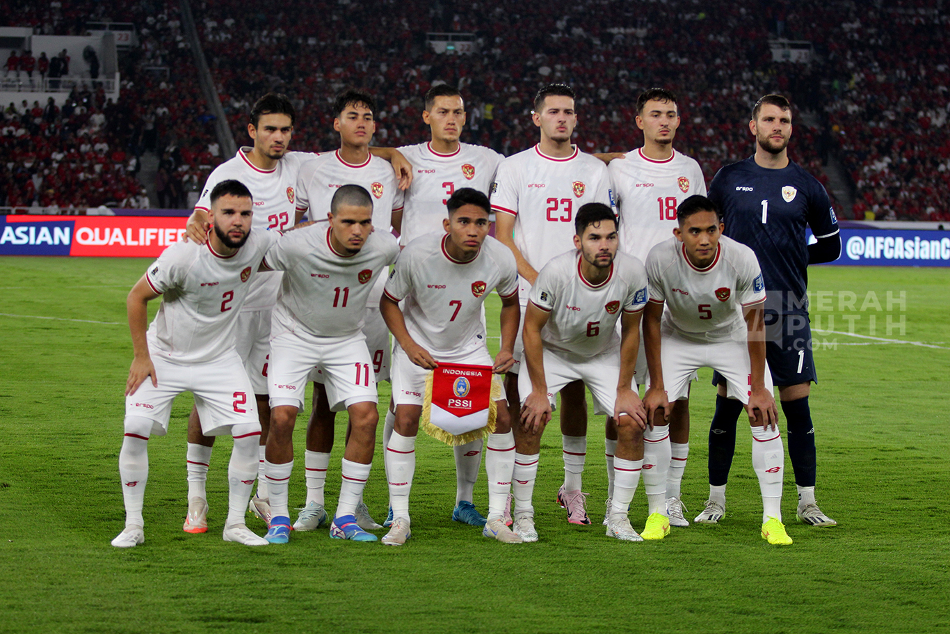 Starting Eleven Timnas Indonesia dalam pertandingan kedua Grup C kualifikasi Piala Dunia 2026 zona Asia melawan Australia di Stadion Utama Gelora Bung Karno (SUGBK), Senayan, Jakarta, Selasa (10/9/2024).
