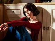 Jubilee Marisa Ungkapkan Rasa Kagum pada Idola lewat 'Johnny Forever'