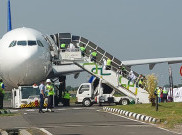 Garuda Tujuan Jeddah Balik lagi Mendarat Darurat di Bandara Solo
