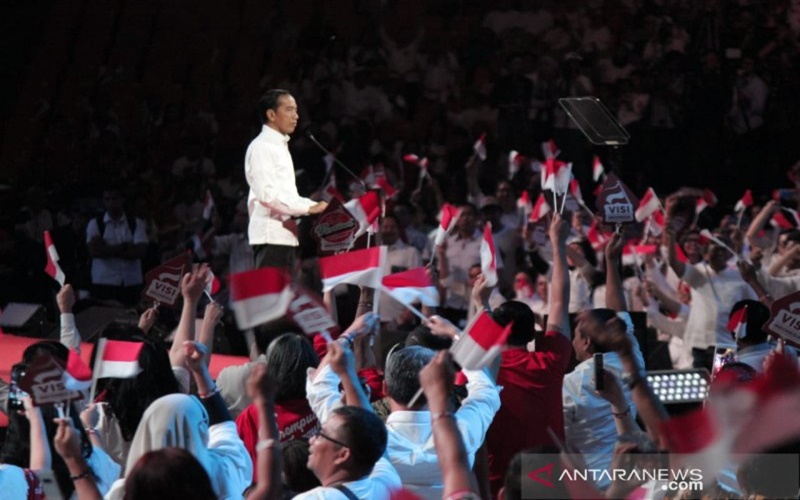 Presiden Jokowi menyampaikan pidato Visi Indonesia di SICC Sentul, Bogor, Jawa Barat