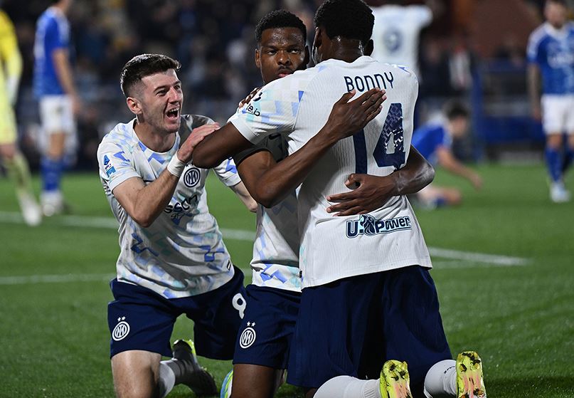 Menang Tipis Lawan Como 4-3, Inter Tinggal Butuh 3 Kemenangan Lagi Segel Gelar Scudetto