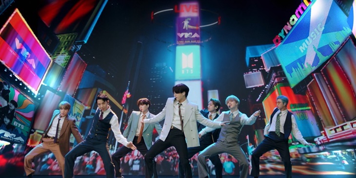 Lewat ‘Dynamite’, BTS Jadi Grup K-Pop Pertama yang Merajai Billboard 100