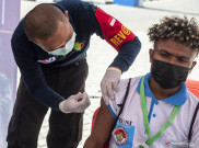 Kapolri Minta Percepat Vaksinasi di Papua untuk Kelancaran PON XX
