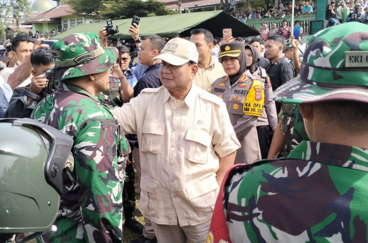 Prabowo Sampaikan Belasungkawa pada Keluarga Korban Erupsi Gunung Marapi