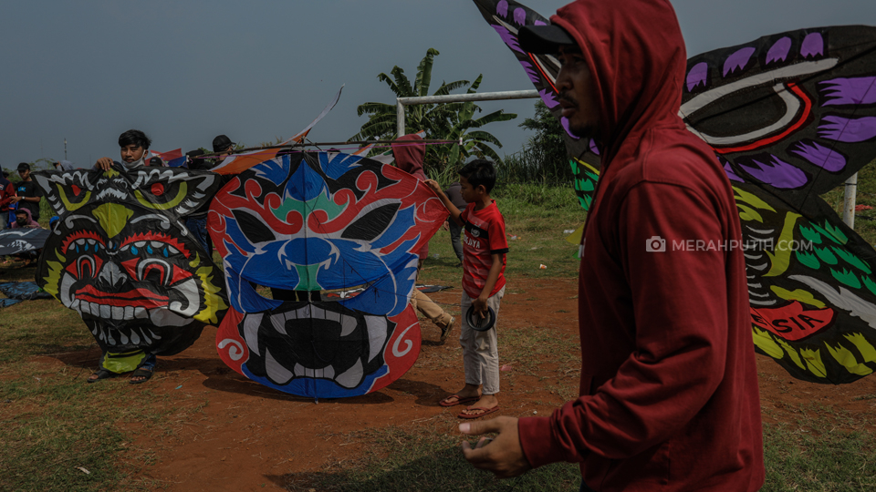 Melihat Keseruan Kontes Layang-Layang di Tangerang Selatan