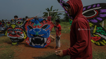 Melihat Keseruan Kontes Layang-Layang di Tangerang Selatan