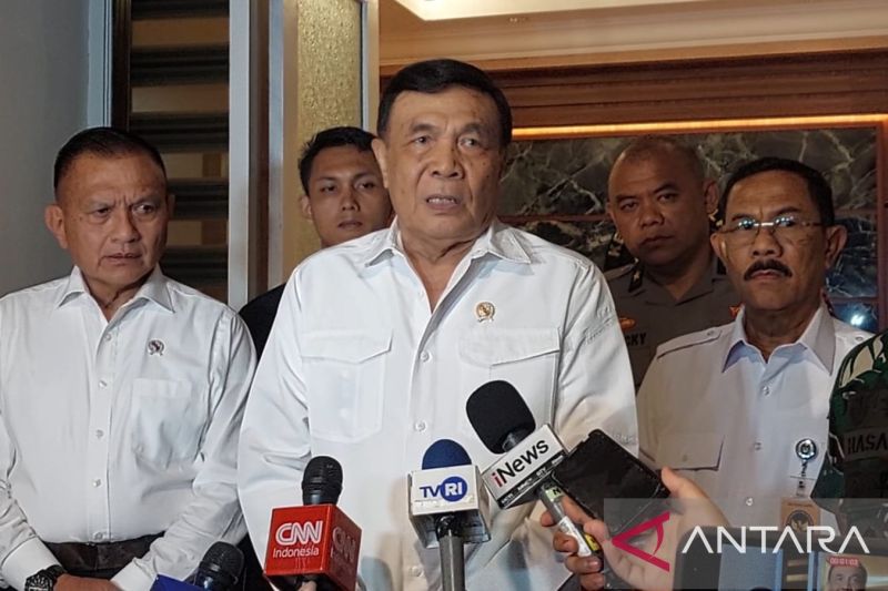 Bukan Tugas Enteng, Menkopolkam Djamari Chaniago Diharap Jaga Stabilitas Politik dan Keamanan di Tengah Krisis Kepercayaan Publik