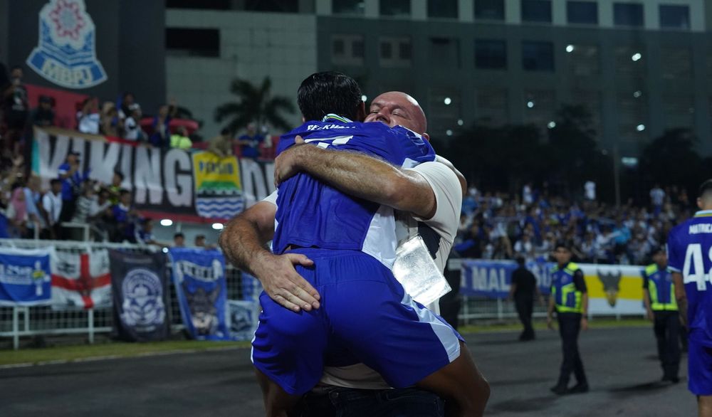 Persib Comeback Menang atas Selangor FC, Bojan Hodak Puas Kerja Keras Pemain