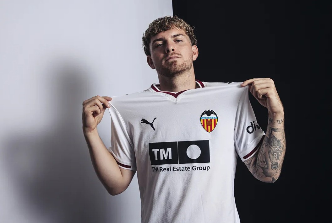 Harvey Elliott Beberkan Alasan Tinggalkan Liverpool dan Gabung Valencia