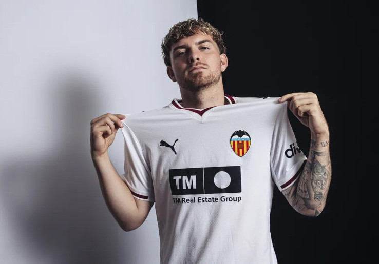 Harvey Elliott Beberkan Alasan Tinggalkan Liverpool dan Gabung Valencia