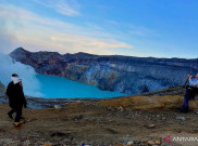 Kebakaran di Kawasan Kawah Ijen Meluas, Jalur Pendakian Ditutup 