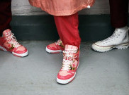 Simak Nih Deretan Sneakers Kolaborasi Terbaik di London Fashion Week 2019