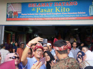 Sandiaga Dicegat Emak-Emak di Pasar, Jangan Banyak Janji Pak!