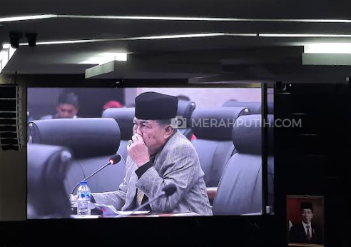 Politisi PDIP Interupsi ke Heru Budi yang Belum Realisasikan Gaji PJLP UMP 2023