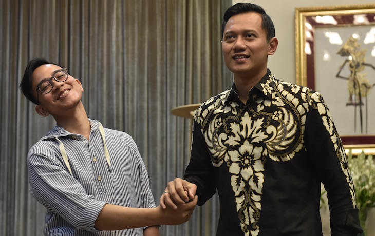 Antara Pesan dari SBY dan Keakraban AHY Bersama Jokowi-Gibran di Istana