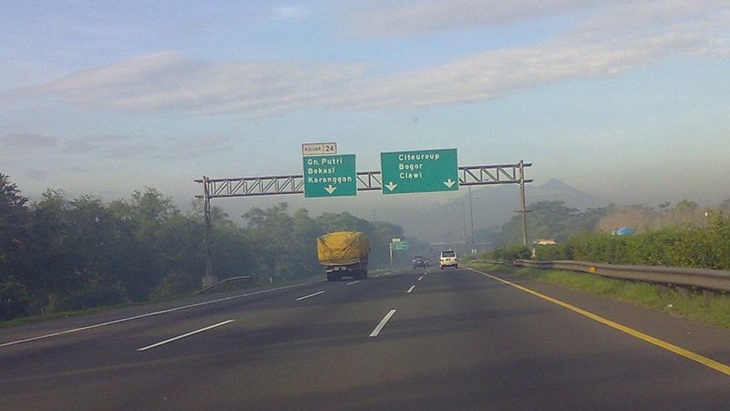 Jalan Tol Jagorawi, Jalan Tol Tertua di Indonesia