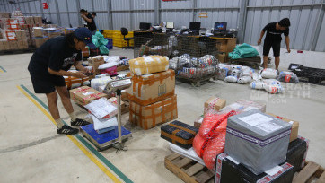 Industri Logistik Perkirakan Lonjakan Pengiriman Paket Jelang Hari Lebaran 2026
