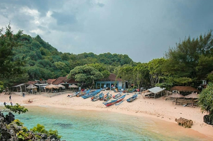 Pantai Ngandong, Keindahan Tersembunyi di Gunungkidul