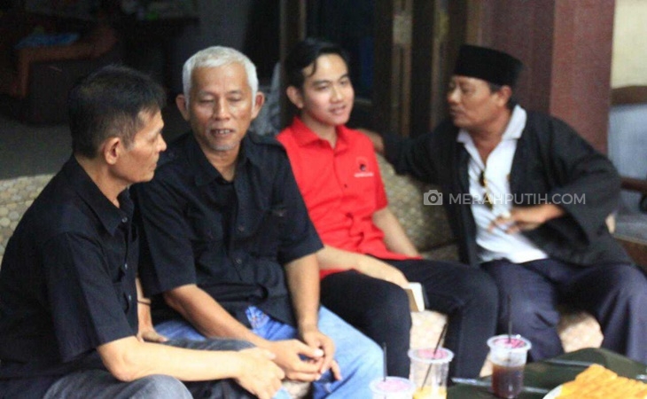  Temui Belasan Tokoh Senior PDIP Solo, Gibran: Saya Harus Belajar Dari Mereka