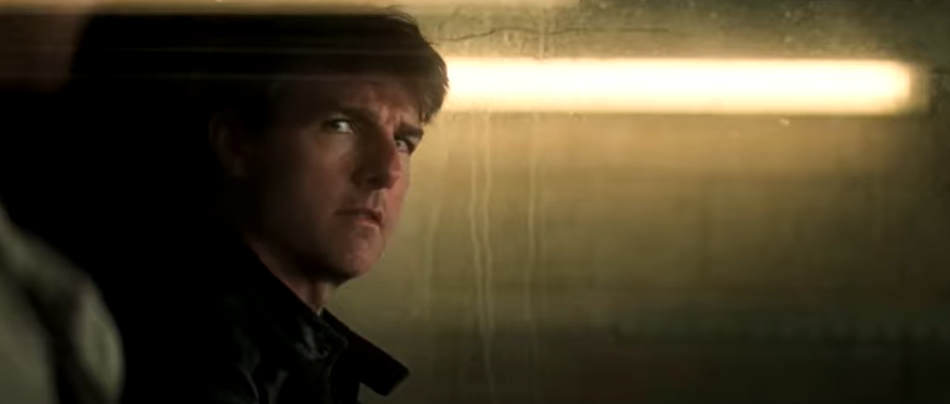 Potret Tom Cruise saat bermain dalam Mission Impossinble (Foto: Screenshot YouTube-Pieter Boersma)