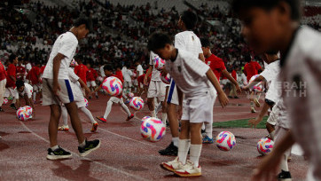 Mengintip Aksi 2.200 Anak Juggling Bola Meriahkan Pembukaan Piala Presiden 2025