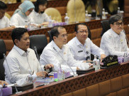 Raker Menteri Transmigrasi Muhammad Iftitah Sulaiman dengan Komisi V DPR