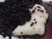 Jalan-jalan ke Pasar, Temukan Jenis Jajanan Berbahan Ketan Hitam Ini
