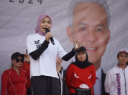 Atikoh Ajak Warga Bahagia Saat Senam