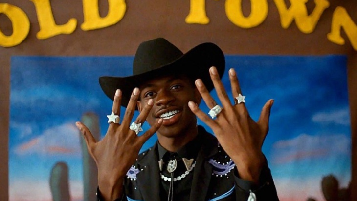 'Old Town Road' dari Lil Nas X Kantongi Platinum Terbanyak dalam Sejarah Musik AS