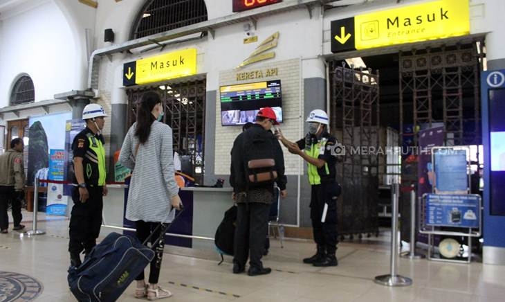 KAI Batalkan 8 Perjalanan Kereta Argo Cheribon