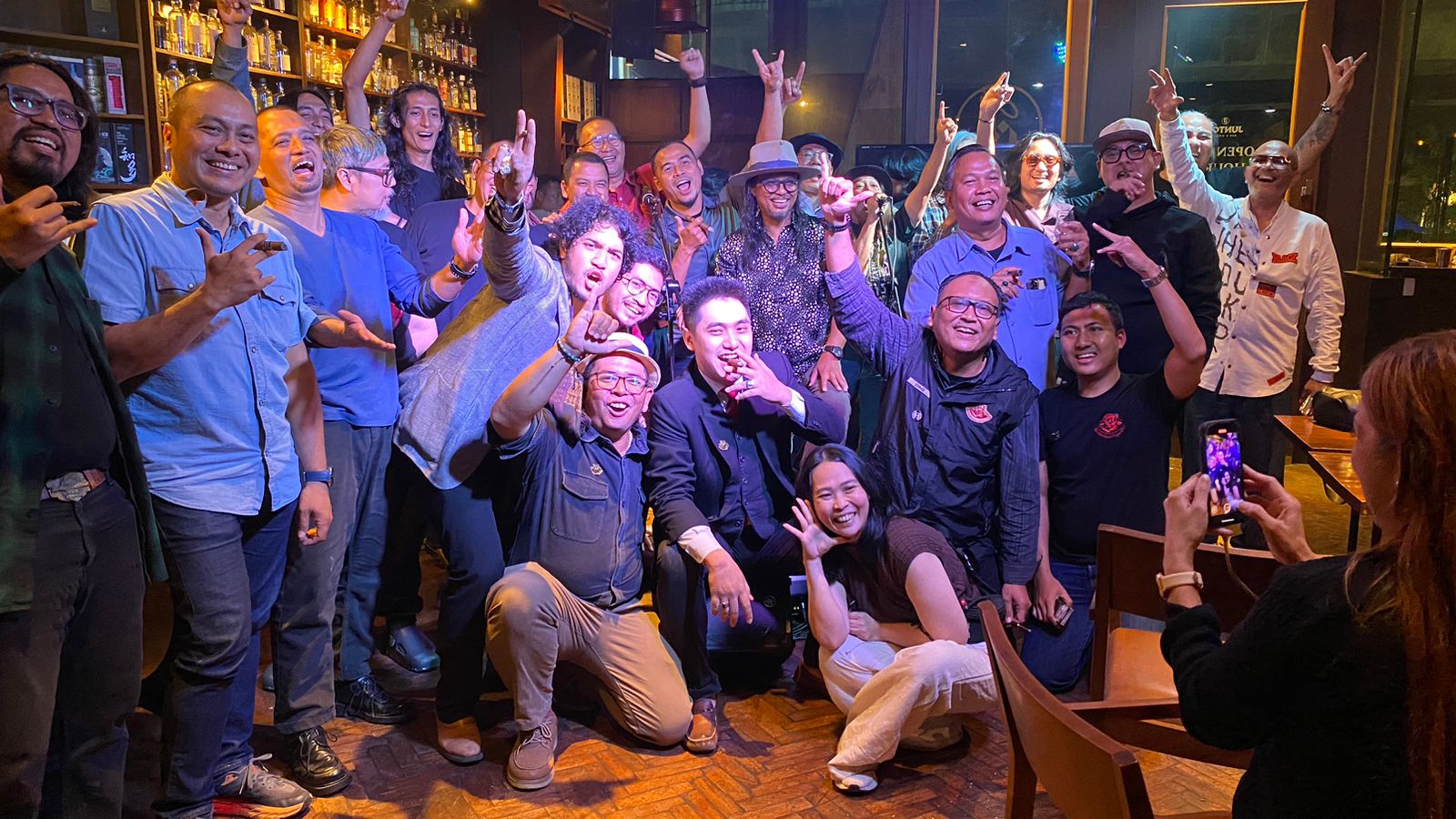 Serunya Perayaan HUT ke-2 Brotherhood Cigar Club di Juntos Bar & Grill, Hangat dan Penuh Keakraban!