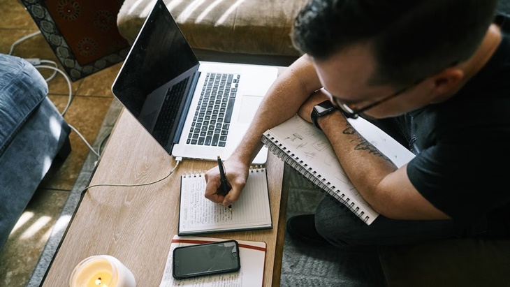 Tips Sukses Jadi Konten Kreator