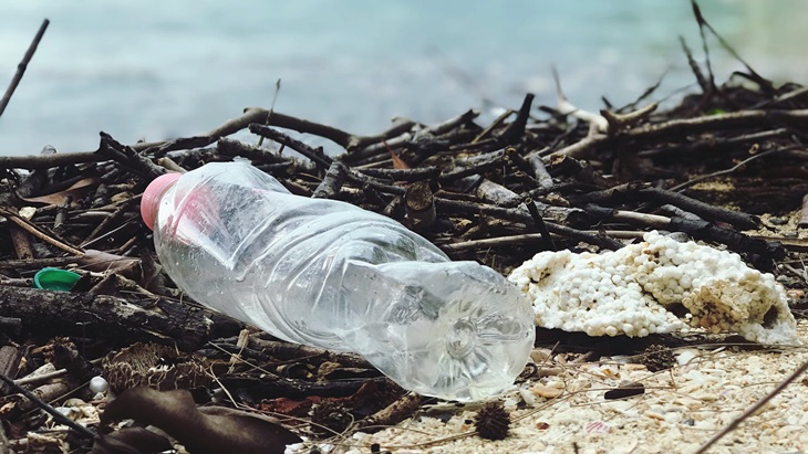 Bahaya Mikroplastik untuk Manusia