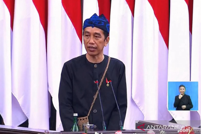 Pidato Sidang Tahunan, Jokowi Apresiasi Kerja Keras Penuh Pengabdian Nakes