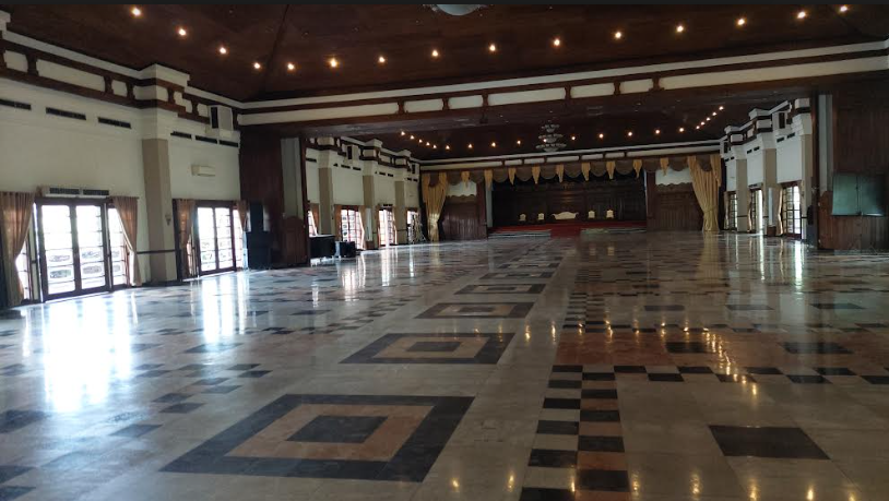 Dekorasi Pernikahan Adik Jokowi dengan Ketua MK Berkonsep Jawa Klasik
