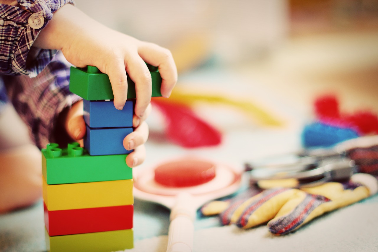 Mainan anak (Sumber: Pixabay/FeeLoona)