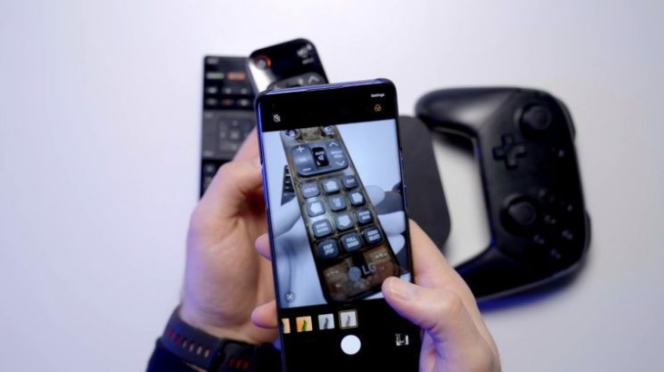 Canggih! Kamera OnePlus 8 Pro Bisa Lihat Pakaian Tembus Pandang
